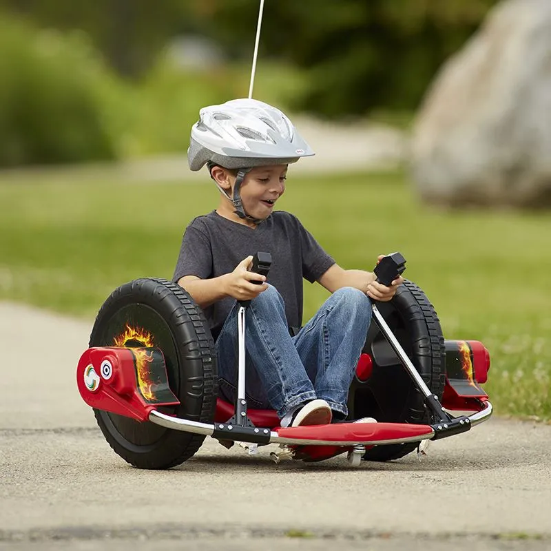 Kanak-kanak Kereta Lumba Elektrik Hanyut